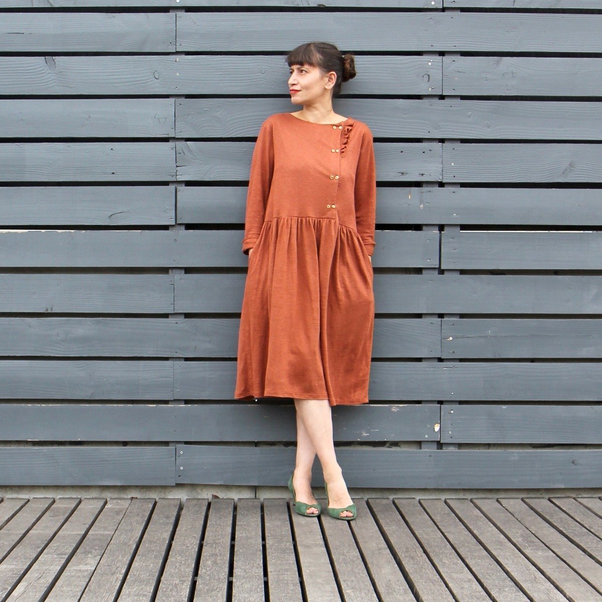 Elona Mum Blouse/Dress Sewing Pattern - Ladies 34/46 - Ikatee Simplifi Fabric Elona Mum Blouse/Dress Sewing Pattern - Ladies 34/46 - Ikatee Simplifi Fabric