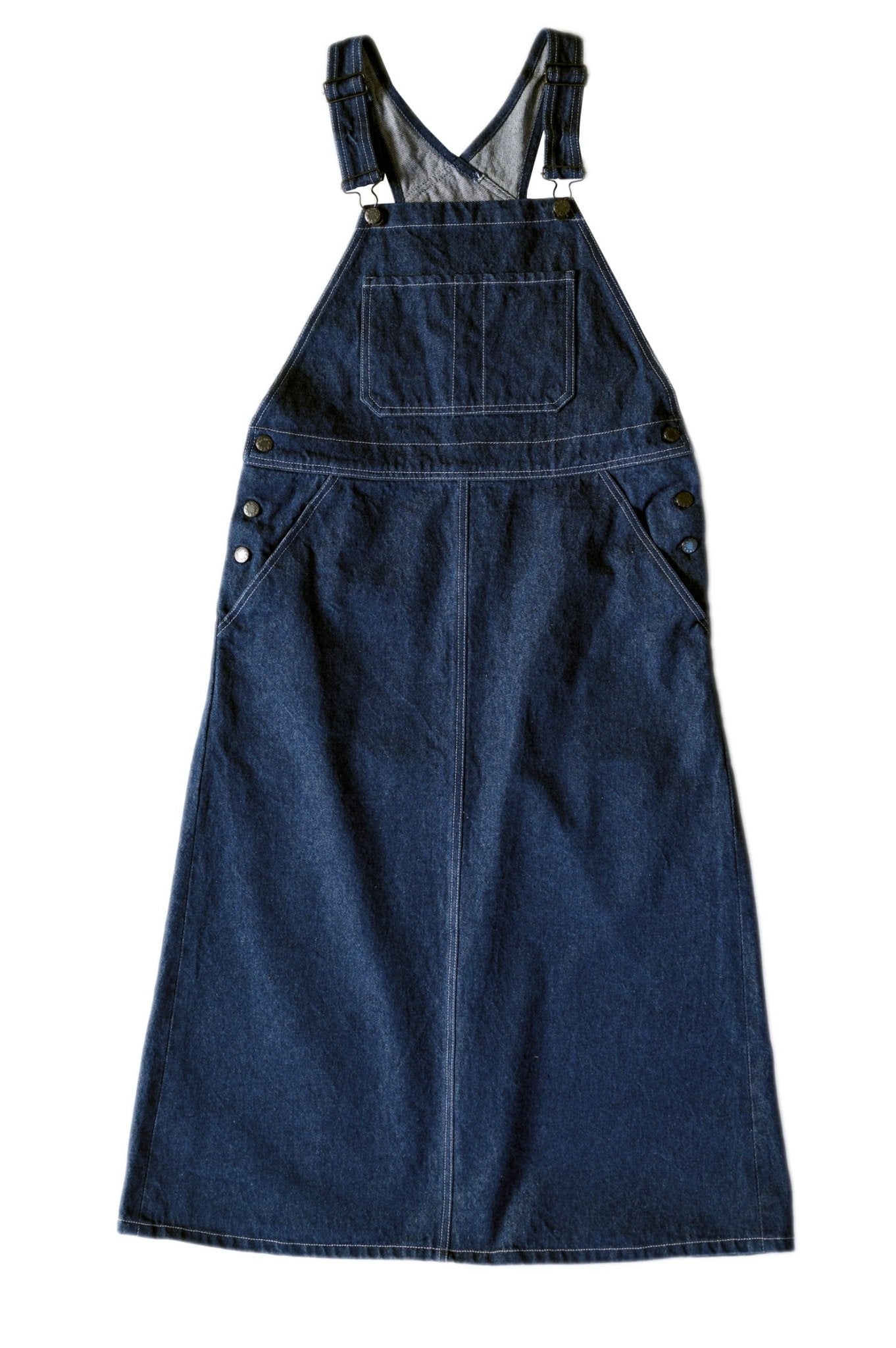 denim pinafore dress pattern Denim, Darling! Free sewing pattern for the beautiful denim dress BERNINA Blog
