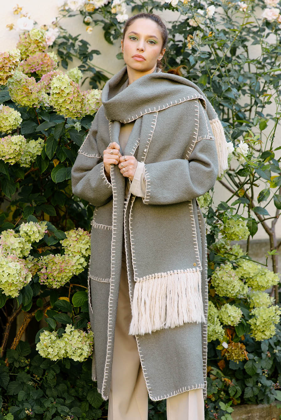 The Kelly Coat - No Sewing Machine Required - Paper Sewing Pattern - Juliana Martejevs - Simplifi Fabric