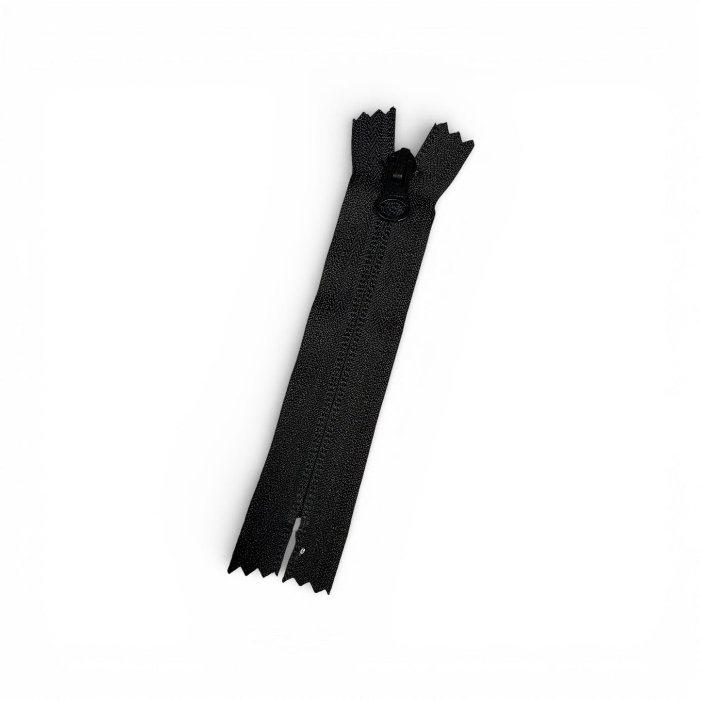 3 NYLON COIL ZIPPER (CLOSED END) - Black - 6" - YKK Style - Simplifi Fabric