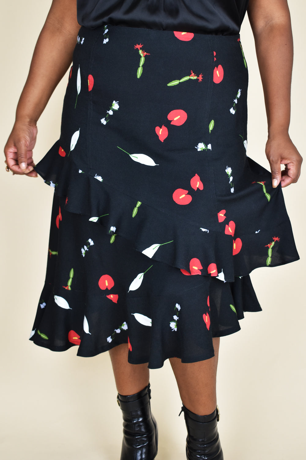 Gone Rogue Skirt Paper Sewing Pattern - Izzie