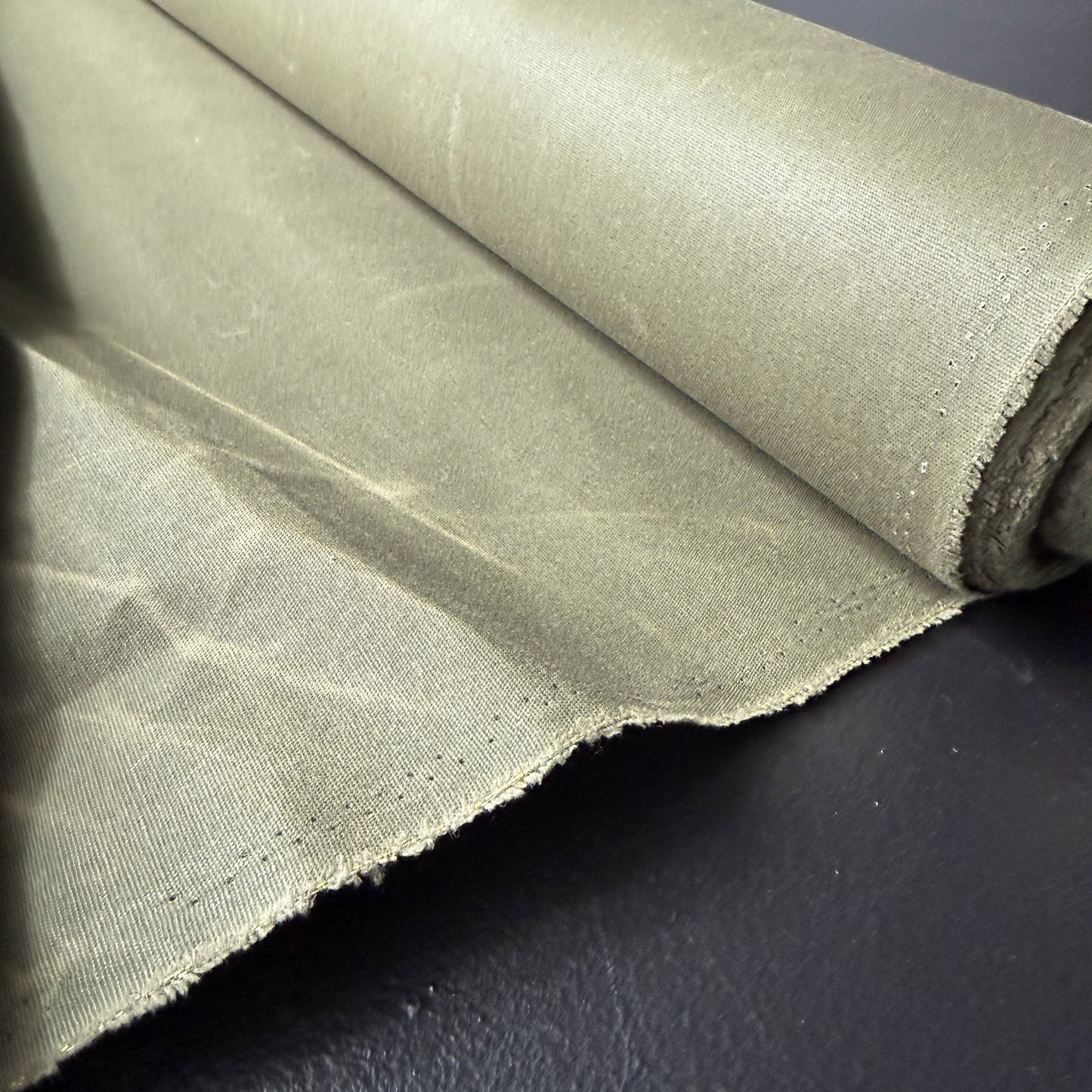 Bees Waxed 100% Cotton Canvas 8 oz. - Olive Green