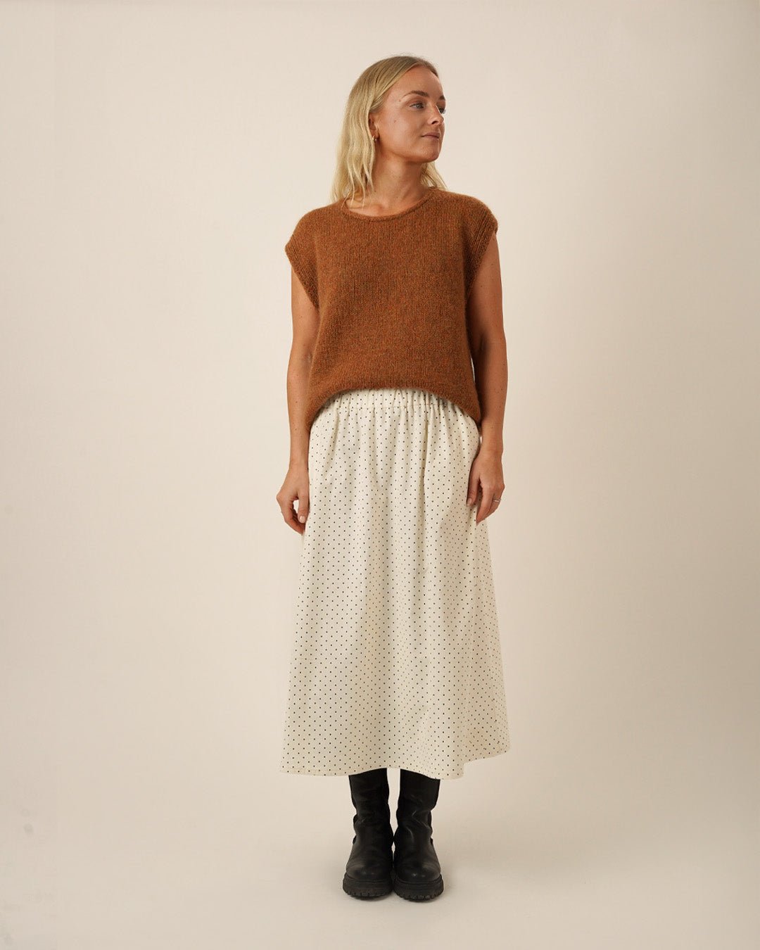 Claude Skirt Womens Paper Pattern - Wardrobe by Me - Simplifi Fabric