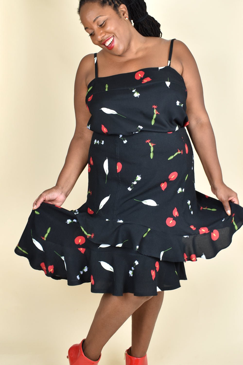 Gone Rogue Skirt Paper Sewing Pattern - Izzie - Simplifi Fabric