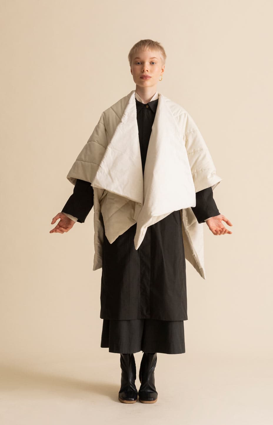 HUG Cape by Mila Moises PDF Sewing Pattern - TAUKO - Simplifi Fabric