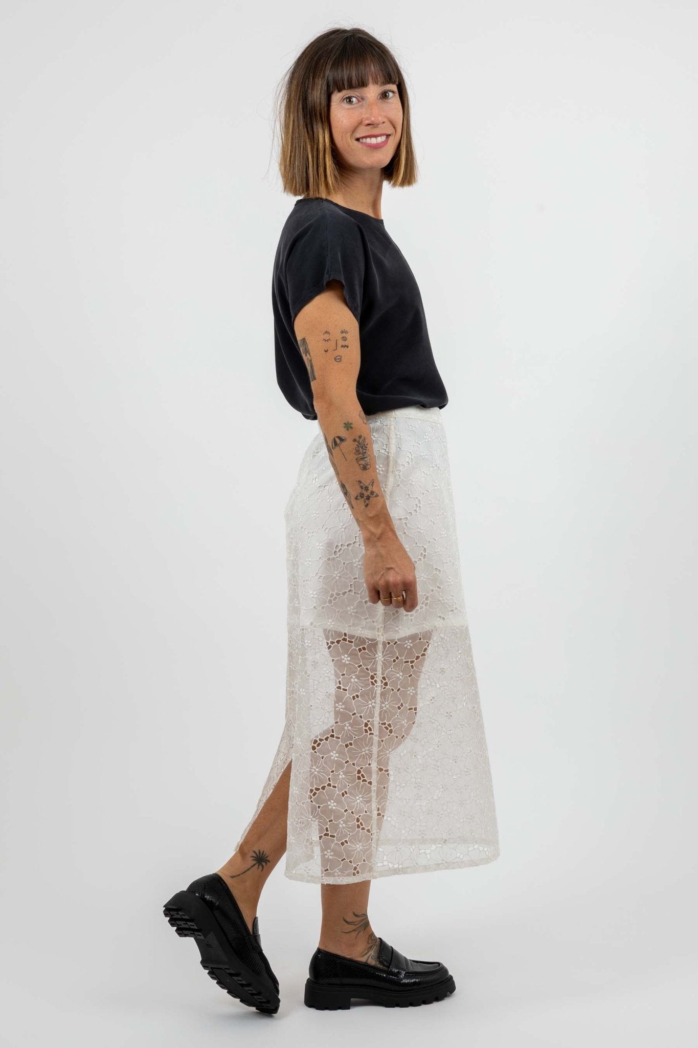 I am RUBY - Denim Skirt Pattern - I AM PATTERNS - Simplifi Fabric