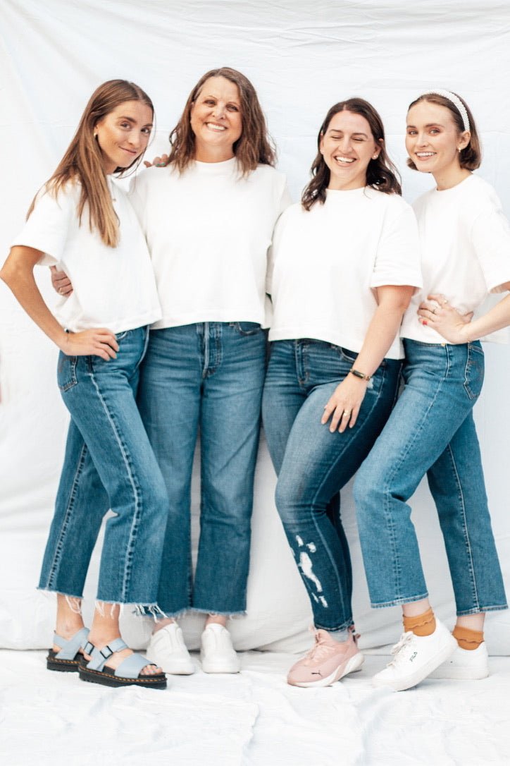 MADE - LINE Bundle Easy Tee Shirt , Shorts, Pants + Sweatshirt PDF Sewing Pattern - Madswick - Simplifi Fabric