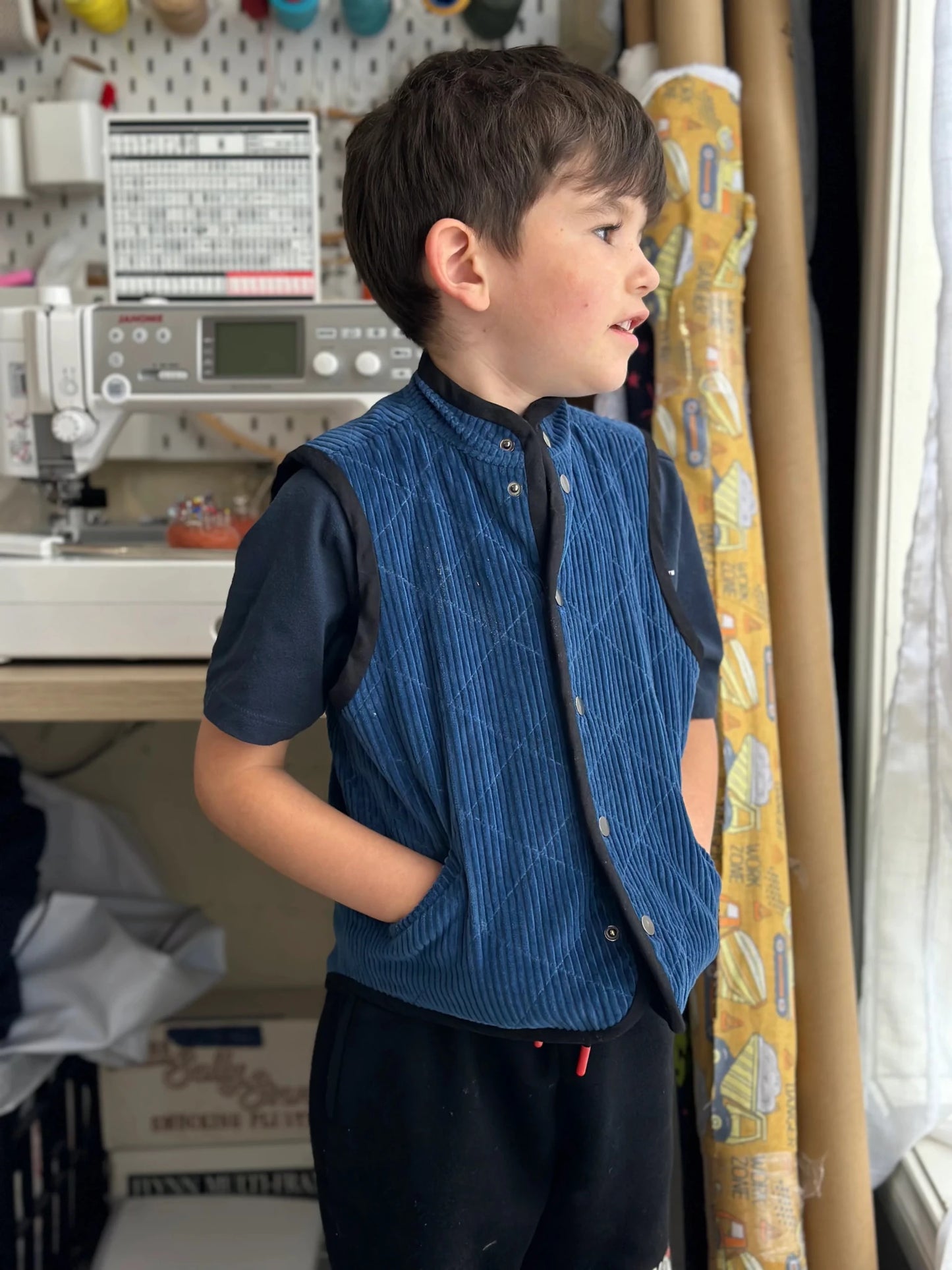 Nonni Vest Gender Neutral Kids (12mo - 12yrs) PDF Sewing Pattern - Atelier Mimito - Simplifi Fabric