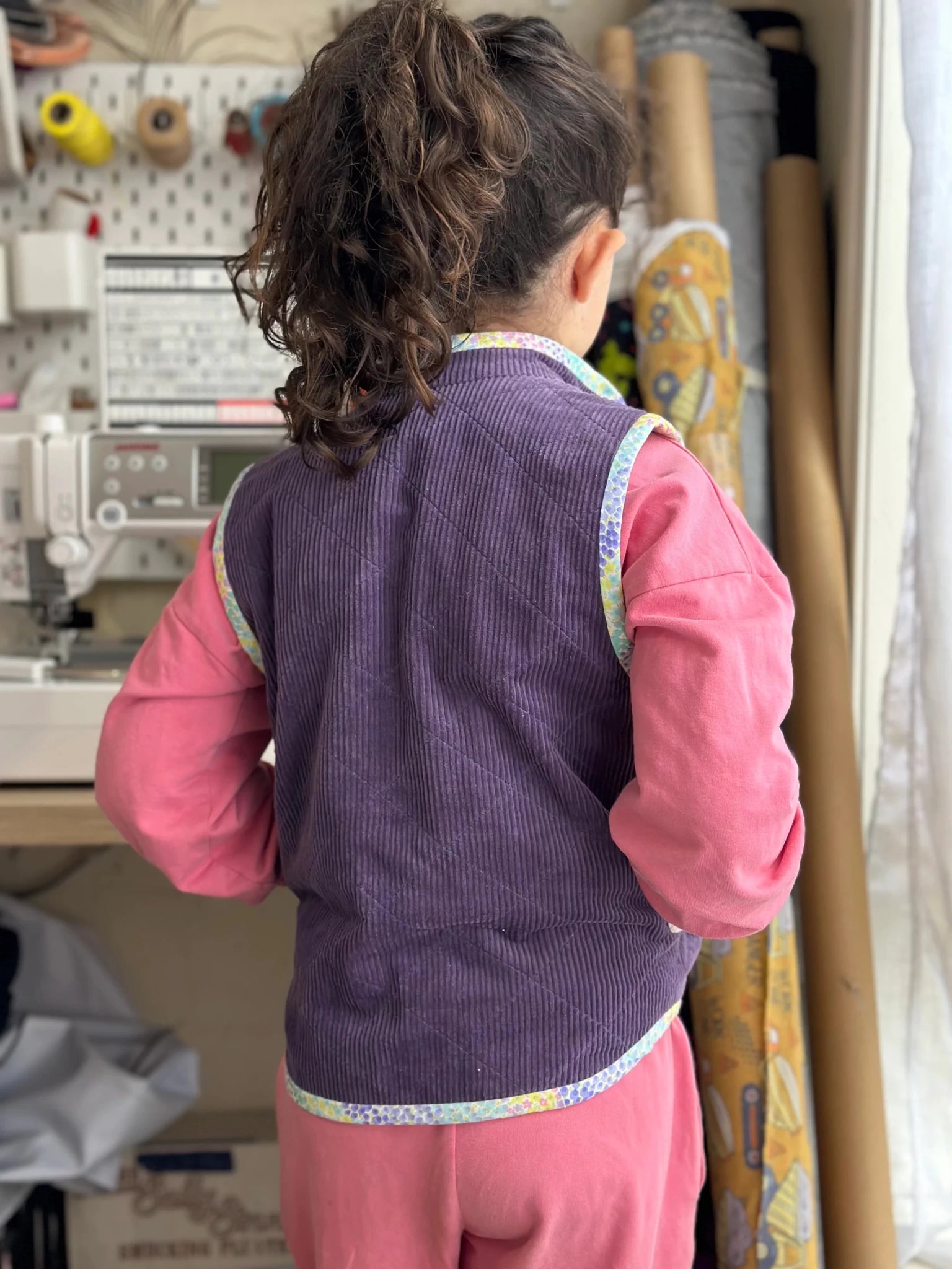 Nonni Vest Gender Neutral Kids (12mo - 12yrs) PDF Sewing Pattern - Atelier Mimito - Simplifi Fabric