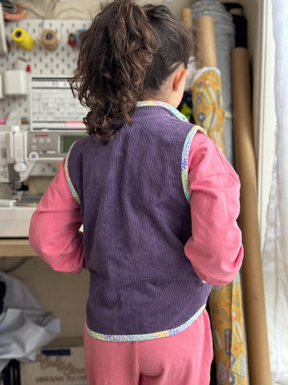Nonni Vest Gender Neutral Kids (12mo - 12yrs) PDF Sewing Pattern - Atelier Mimito - Simplifi Fabric