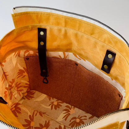 The Dundurn Tote - Paper Pattern - Hammerstitch - Simplifi Fabric