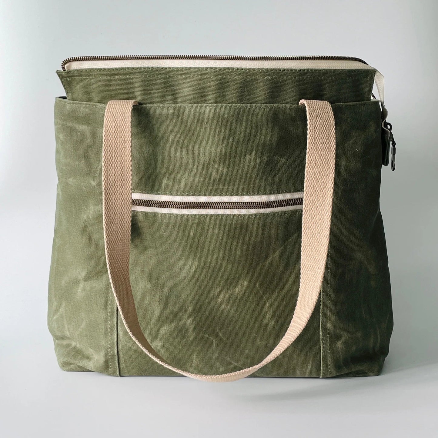 The Dundurn Tote - Paper Pattern - Hammerstitch - Simplifi Fabric