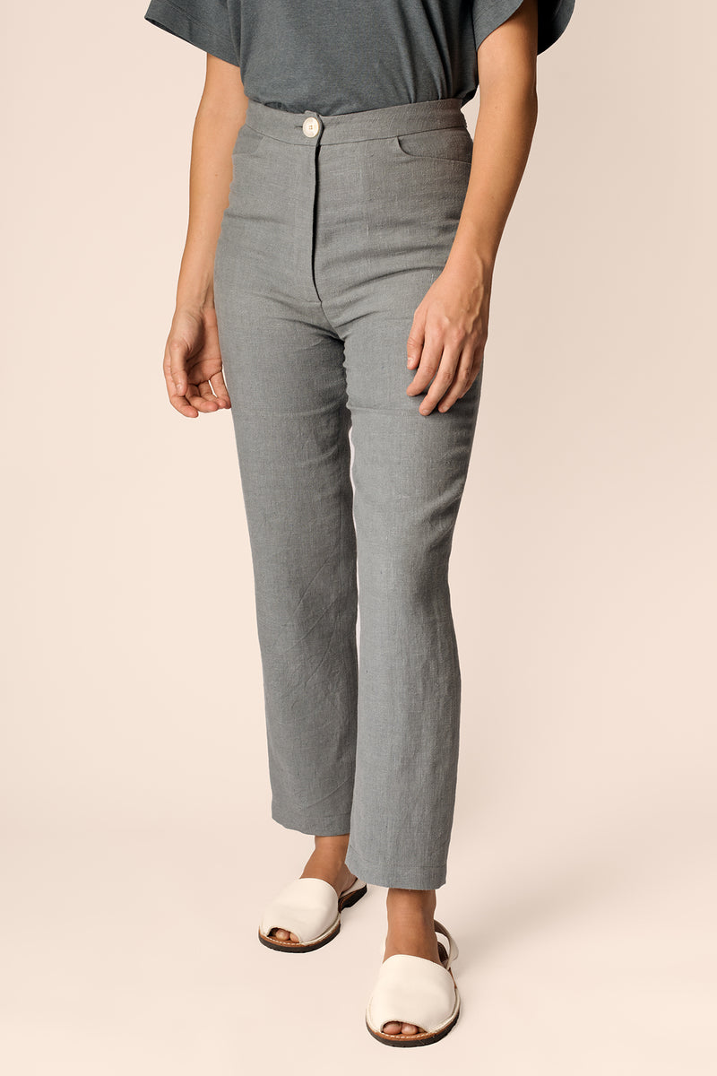 products/AINA_trousers_1.jpg