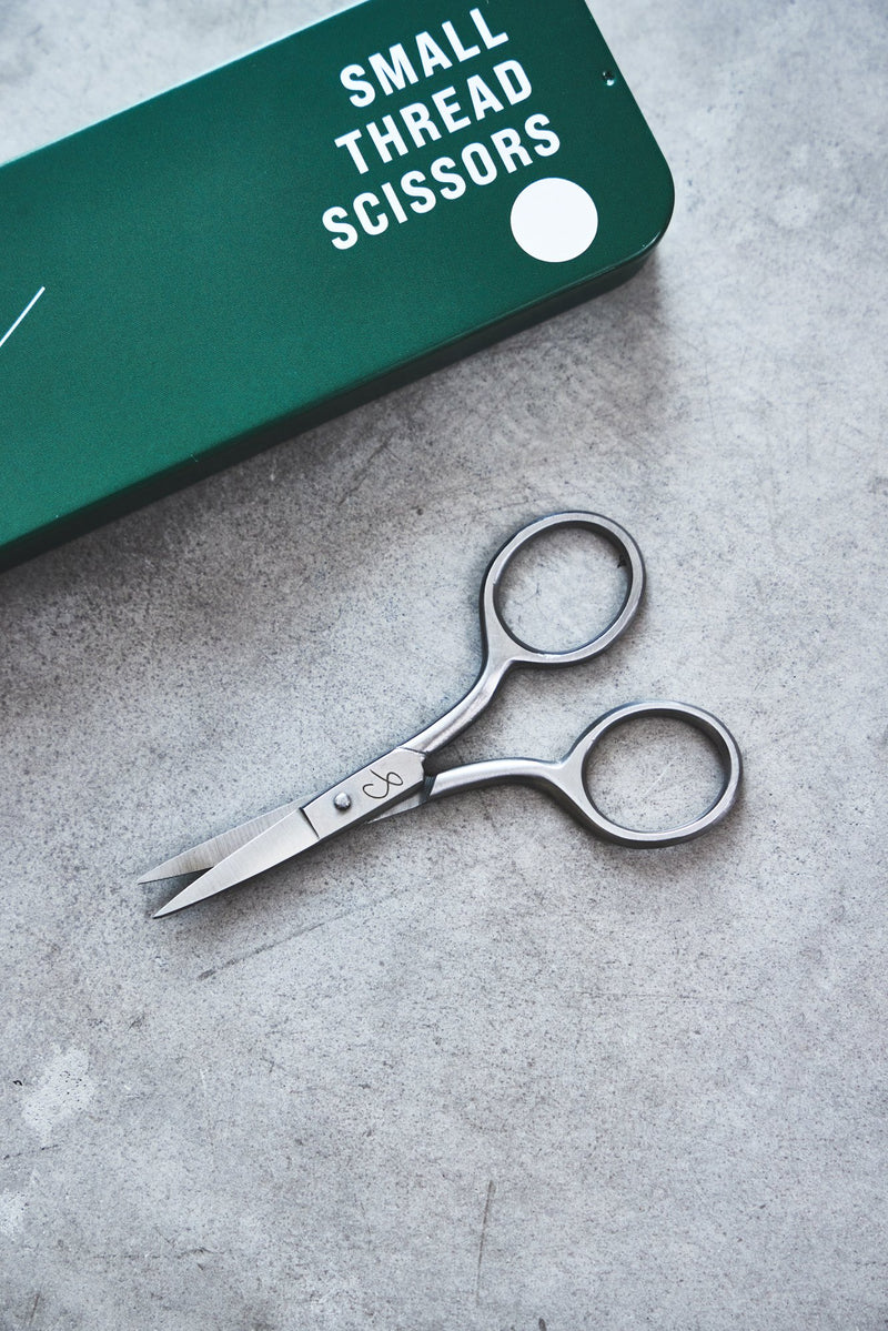 products/steel-small-thread-scissors-sewply-2.jpg